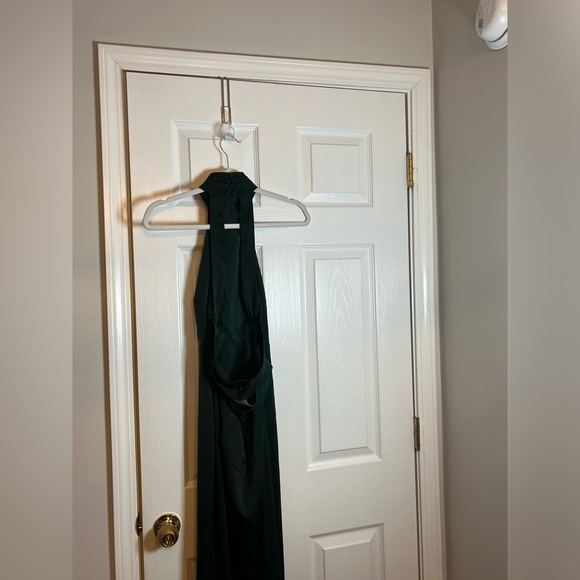 NEW NBD Everett Gown in Green - Picture 8 of 9